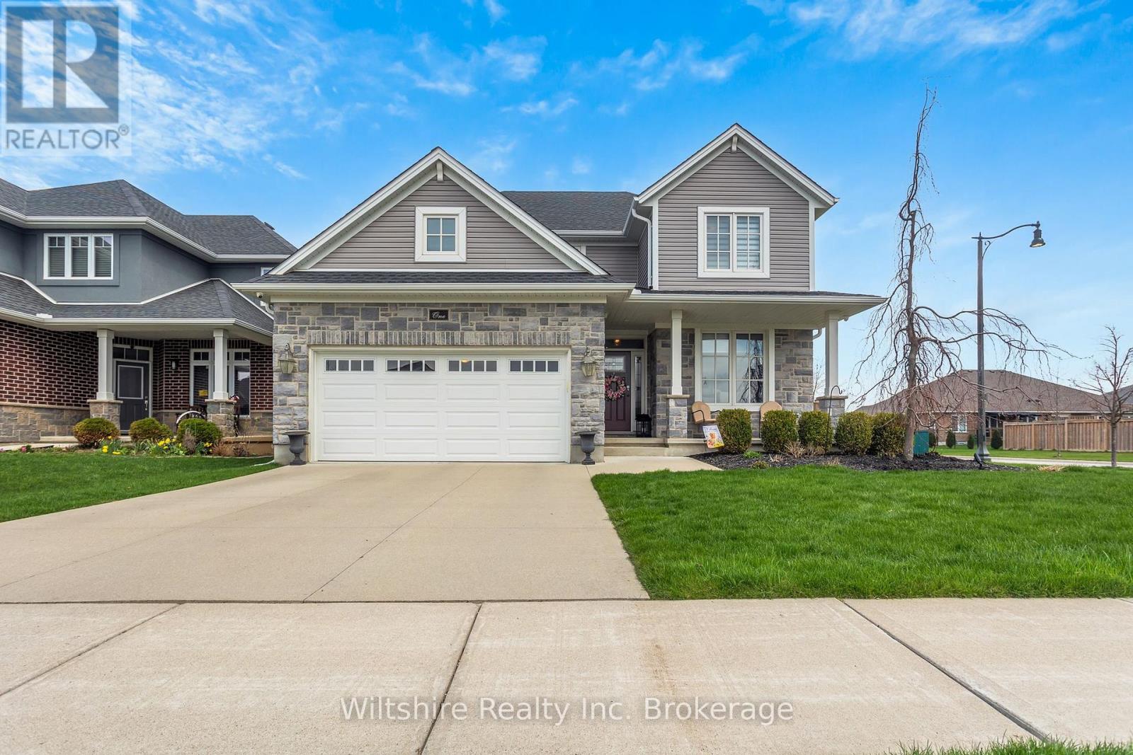 1 HONEY BEND, St. Thomas, Ontario, N5P3S6 — Photo 3