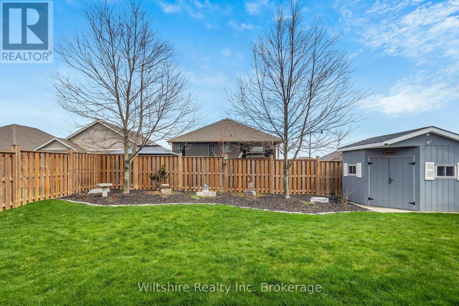 1 HONEY BEND, St. Thomas, Ontario, N5P3S6 — Photo 36