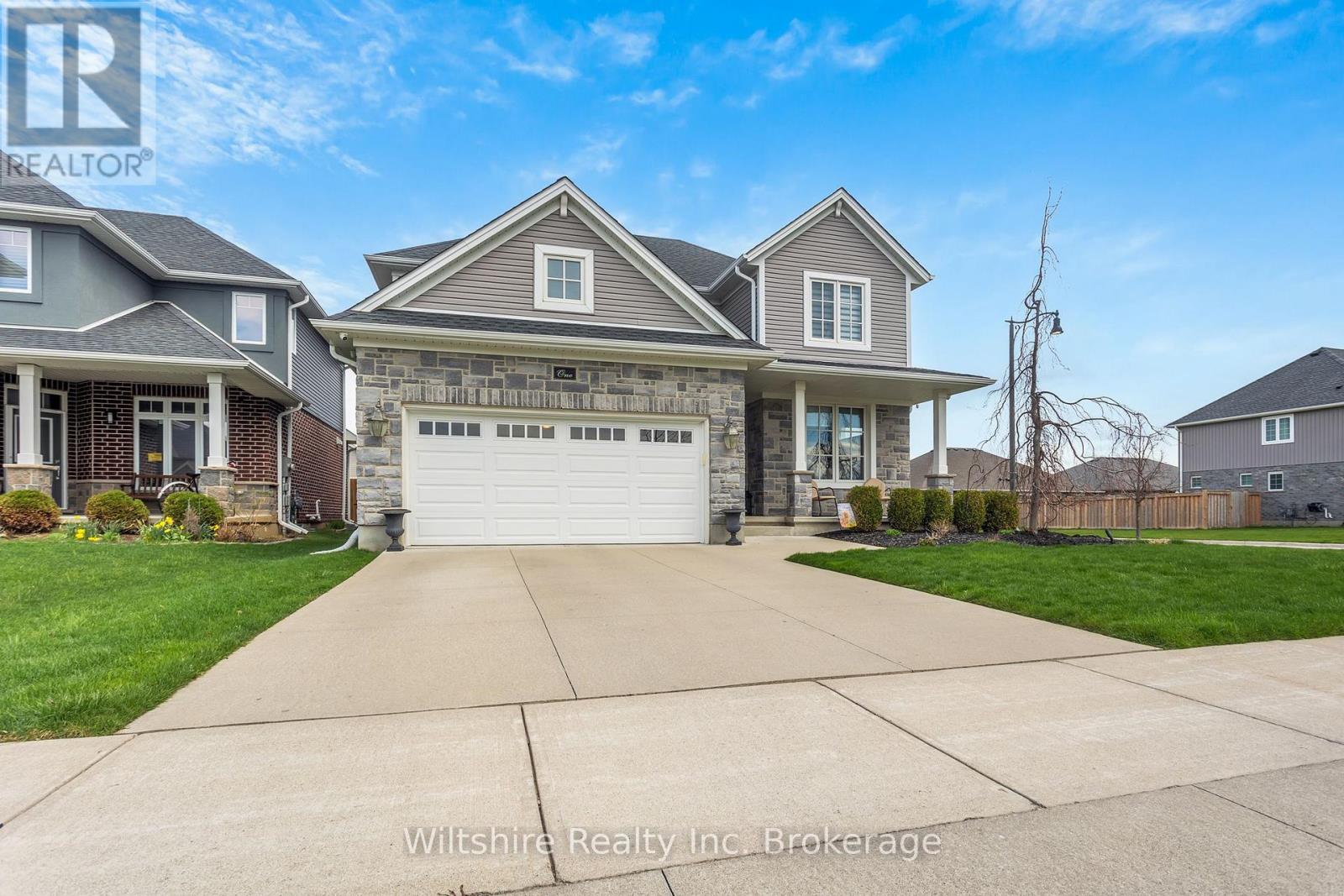 1 HONEY BEND, St. Thomas, Ontario, N5P3S6 — Photo 4