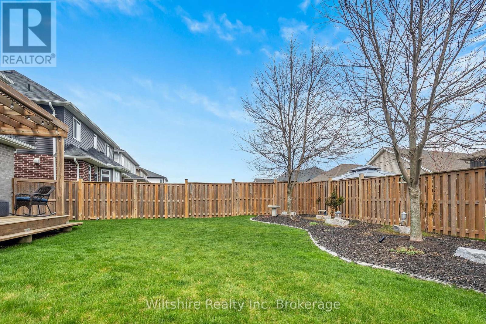 1 HONEY BEND, St. Thomas, Ontario, N5P3S6 — Photo 40