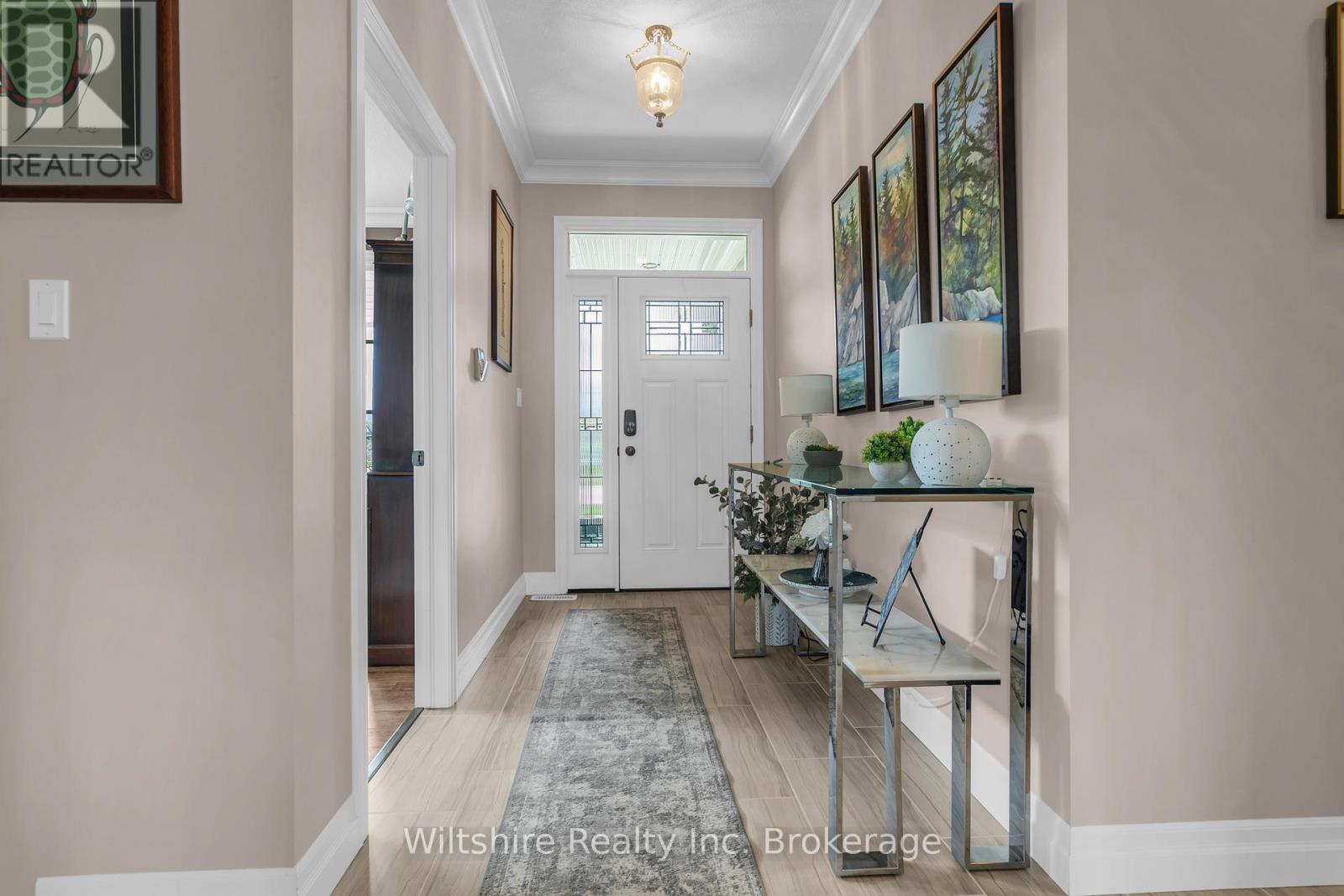 1 HONEY BEND, St. Thomas, Ontario, N5P3S6 — Photo 6