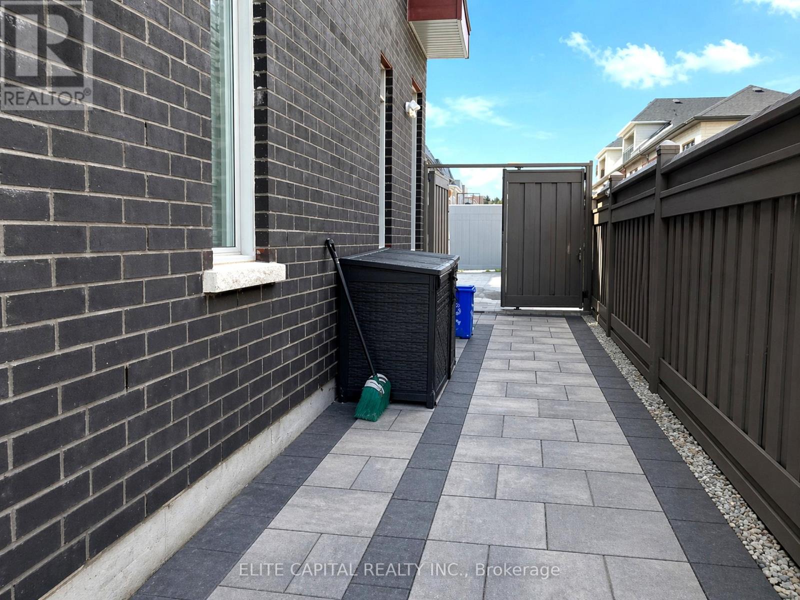 195 MILKY WAY DRIVE, Richmond Hill (Observatory), Ontario, L4C5H3 — Photo 5