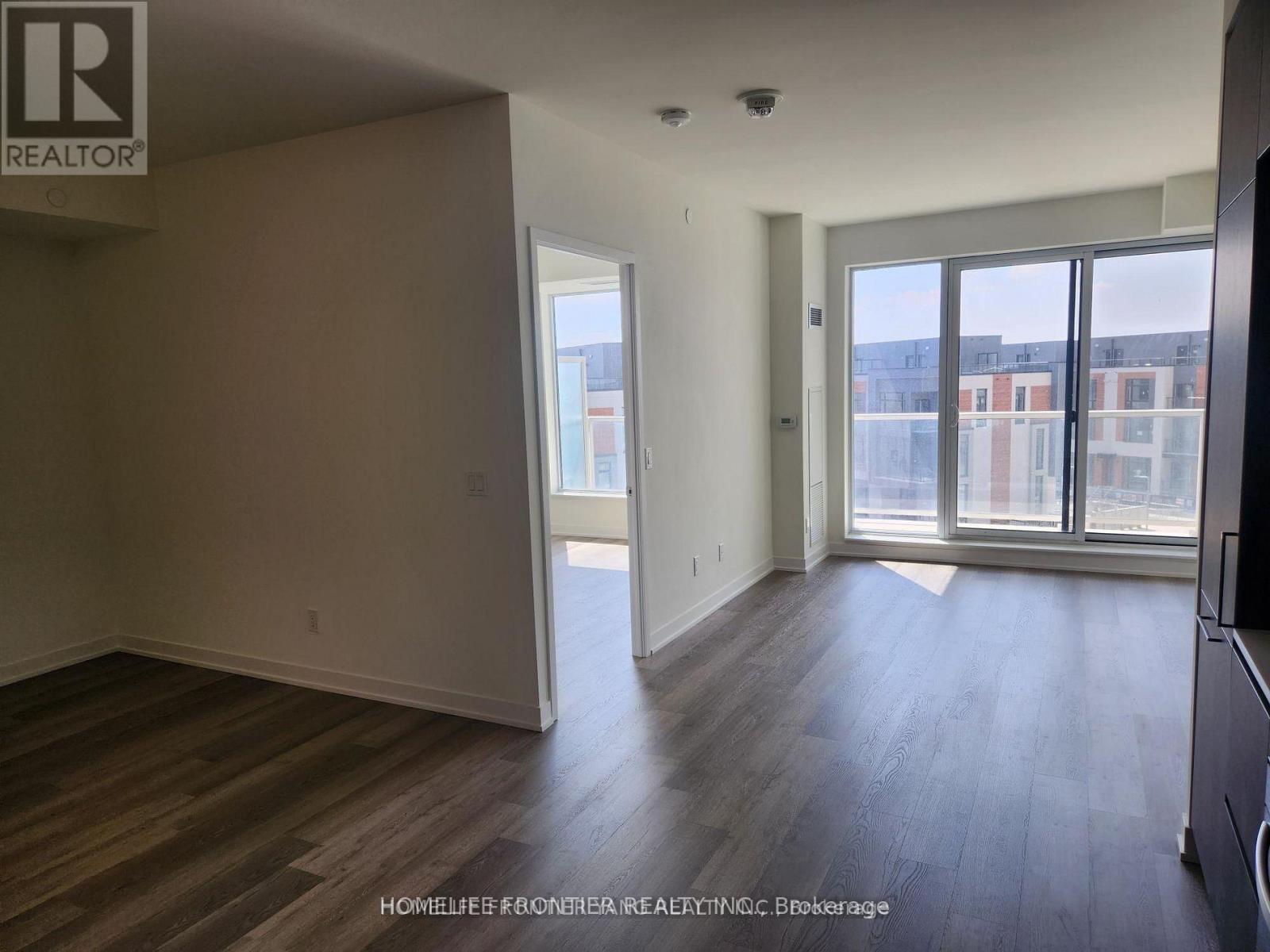 417 - 6 DAVID EYER ROAD, Richmond Hill, Ontario, L4S1M4 — Photo 5