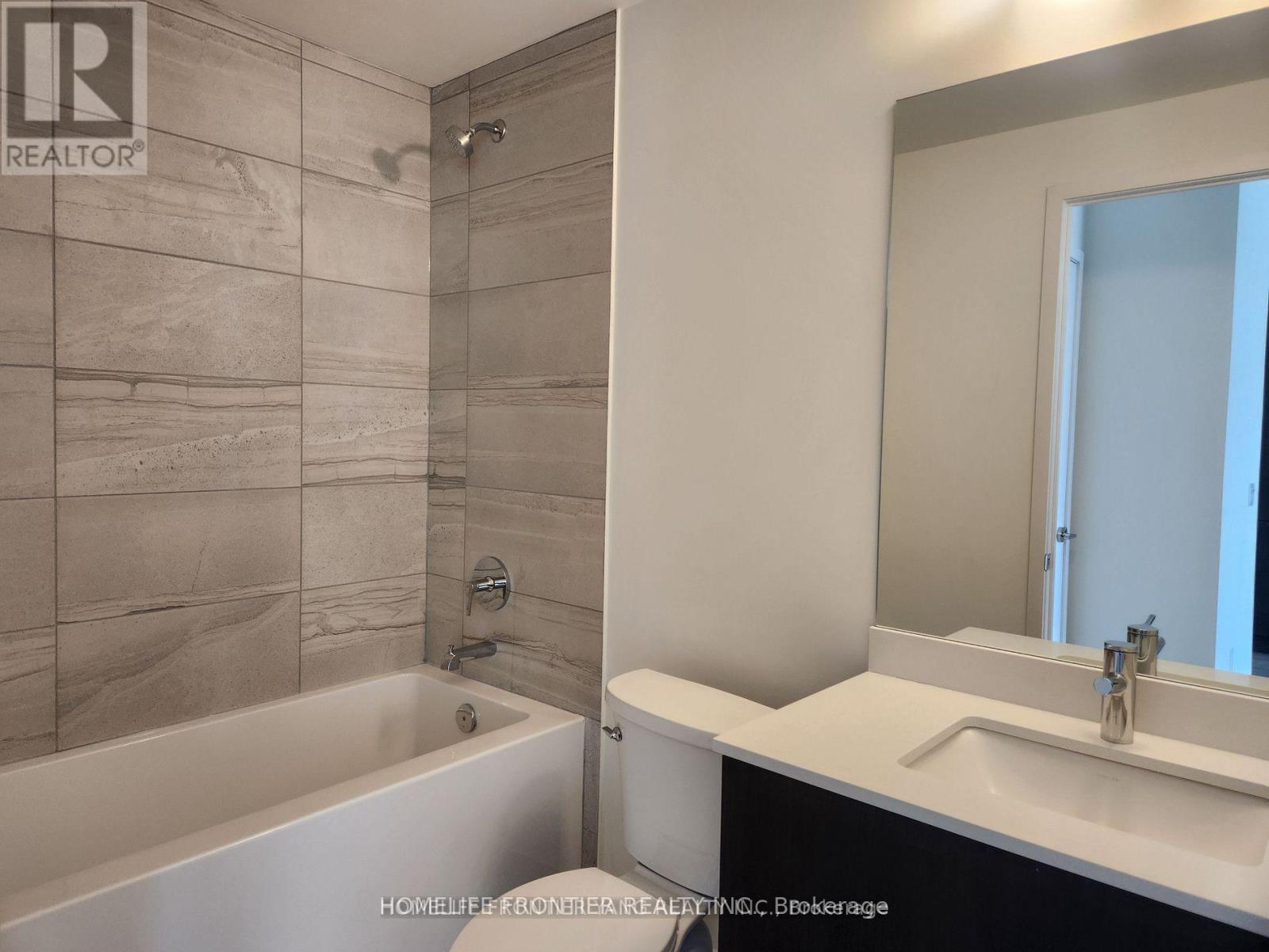 417 - 6 DAVID EYER ROAD, Richmond Hill, Ontario, L4S1M4 — Photo 9