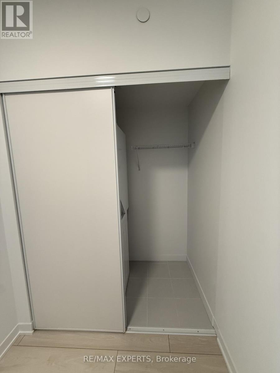 229 - 4878 POWERS COMMON, Burlington (Alton), Ontario, L7M2B4 — Photo 4