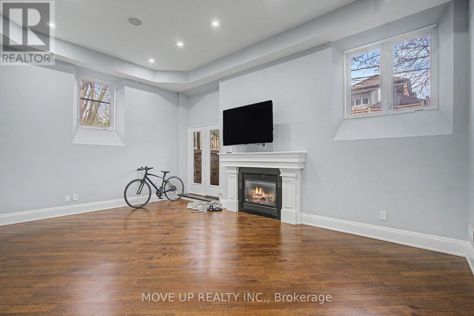 226 GLENGARRY AVENUE, Toronto (Lawrence Park North), Ontario, M5M1E4 — Photo 41