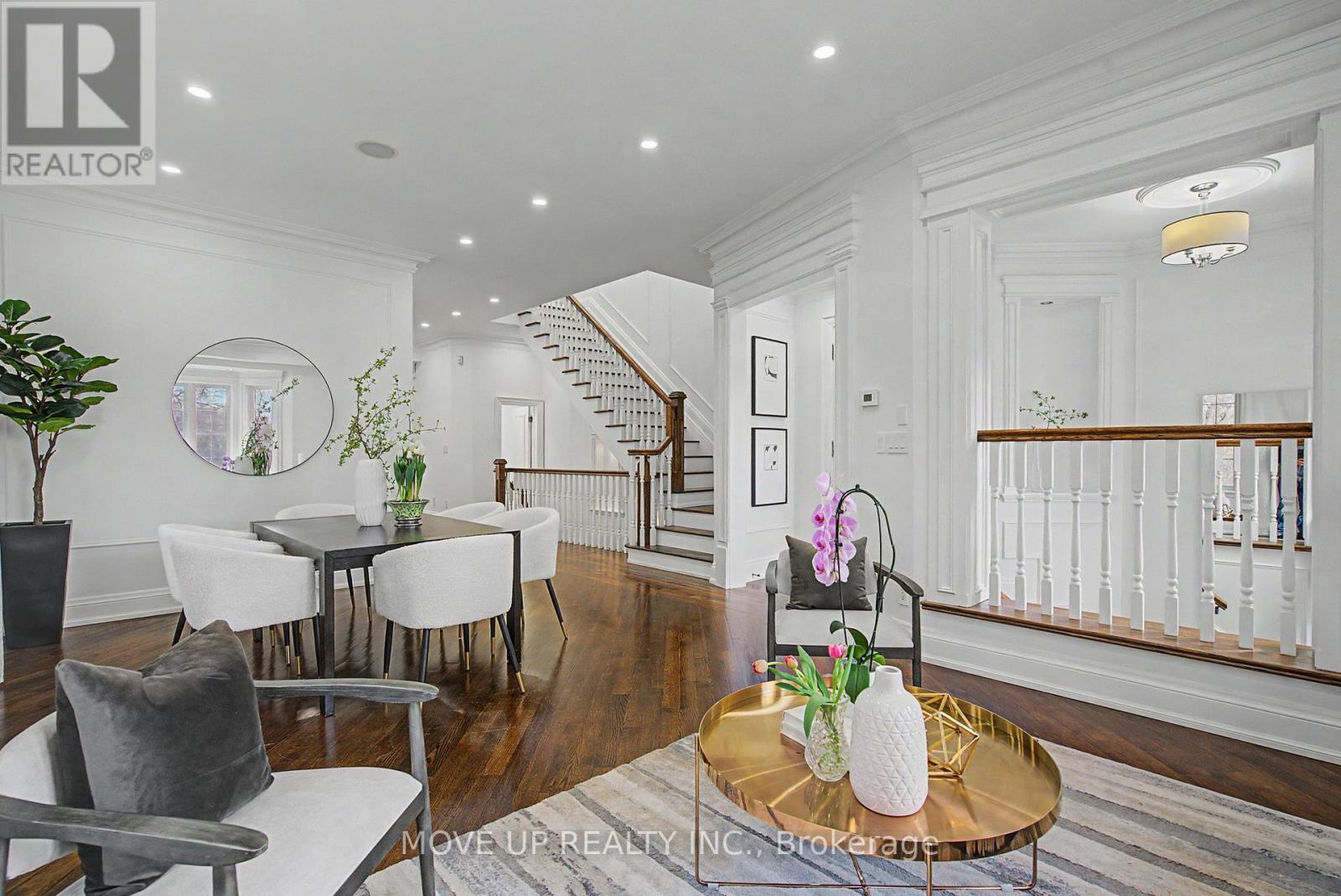 226 GLENGARRY AVENUE, Toronto (Lawrence Park North), Ontario, M5M1E4 — Photo 8