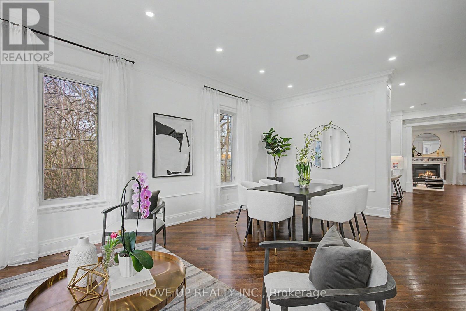 226 GLENGARRY AVENUE, Toronto (Lawrence Park North), Ontario, M5M1E4 — Photo 9