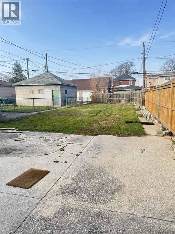 1085 Langlois AVENUE Unit# Main, Windsor, Ontario, N9A2H4 — Photo 11