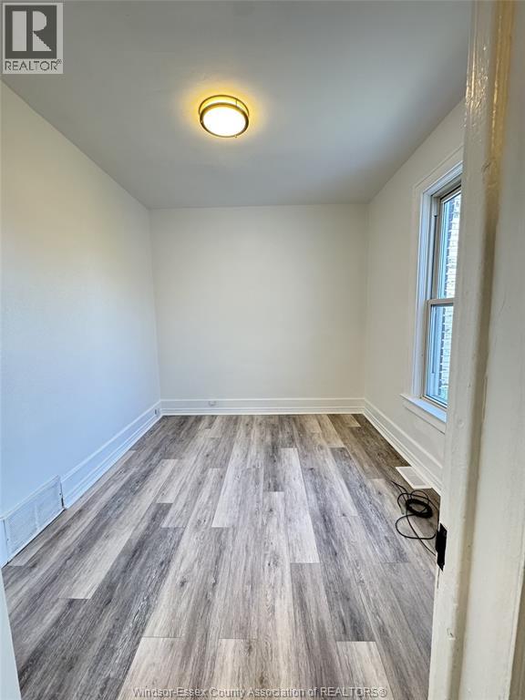 1085 Langlois AVENUE Unit# Main, Windsor, Ontario, N9A2H4 — Photo 7