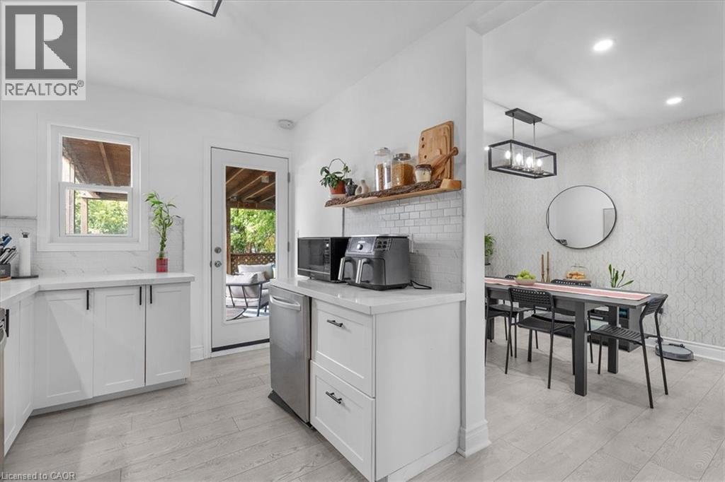 133 FREDERICK Avenue, Hamilton, Ontario, L8H4L1 — Photo 8