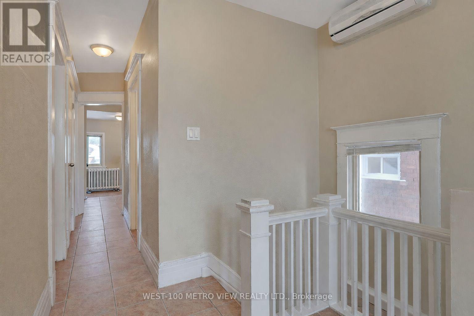 1733 DUFFERIN STREET, Toronto (Oakwood Village), Ontario, M6E3N9 — Photo 10