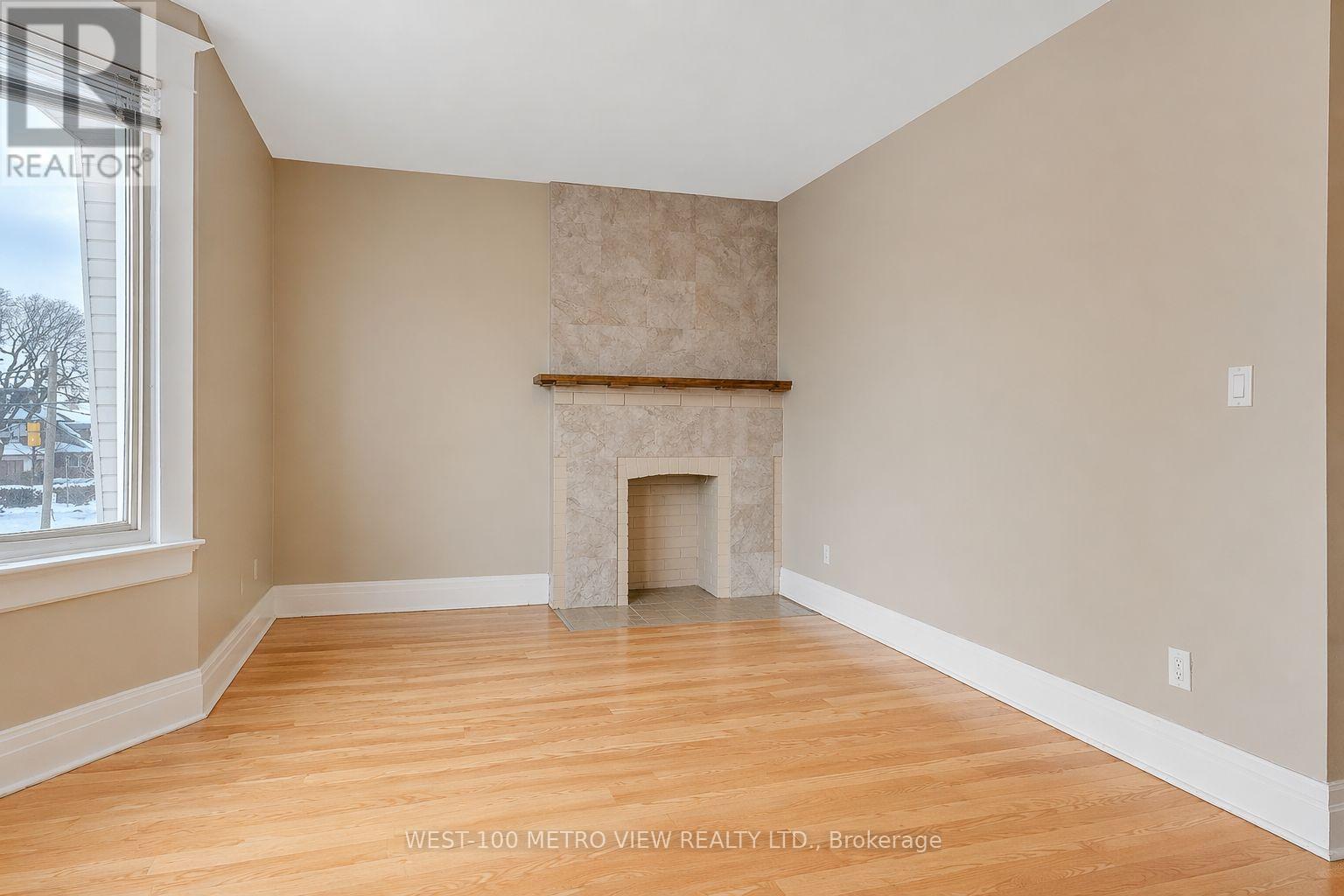 1733 DUFFERIN STREET, Toronto (Oakwood Village), Ontario, M6E3N9 — Photo 12