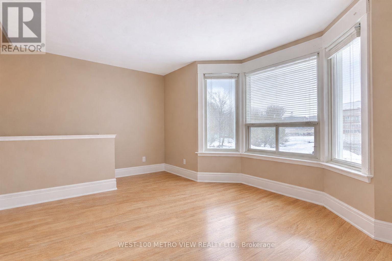 1733 DUFFERIN STREET, Toronto (Oakwood Village), Ontario, M6E3N9 — Photo 13