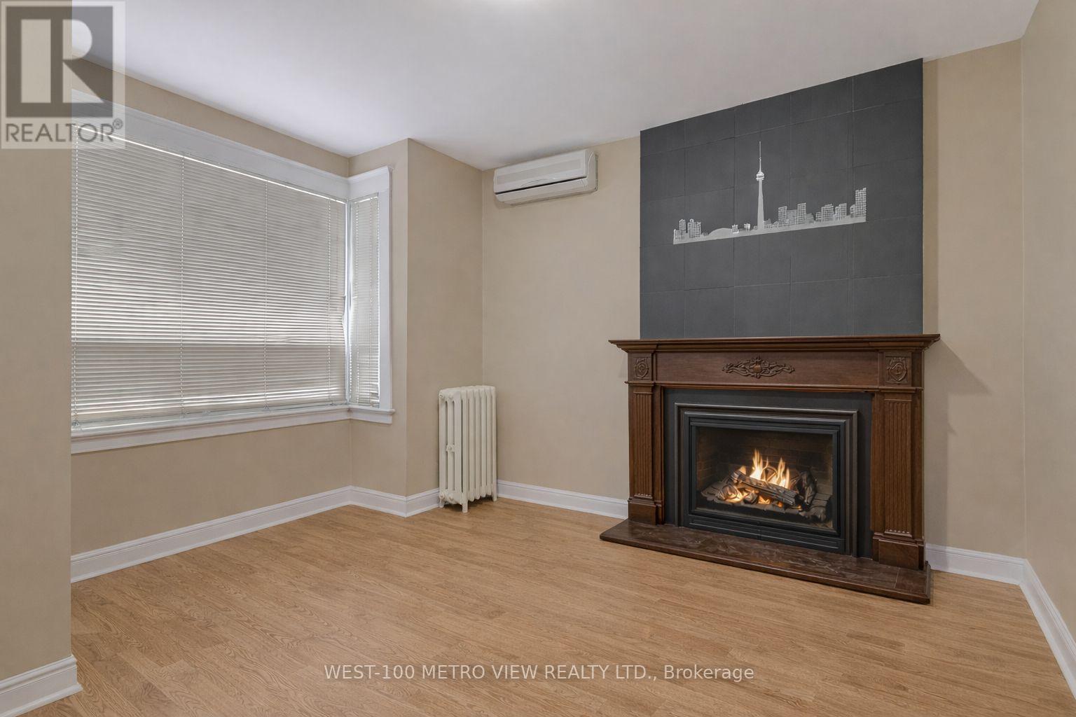 1733 DUFFERIN STREET, Toronto (Oakwood Village), Ontario, M6E3N9 — Photo 2