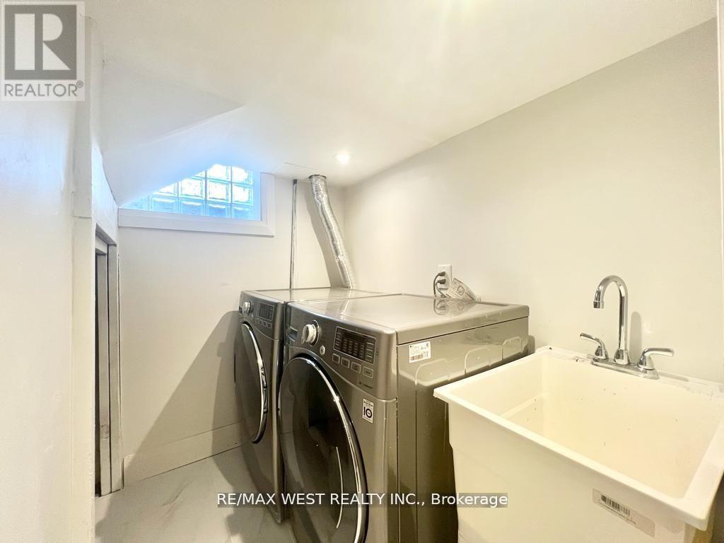 2ND FLR - 4 SUTHERLAND AVENUE, Toronto (Crescent Town), Ontario, M4C1R8 — Photo 14