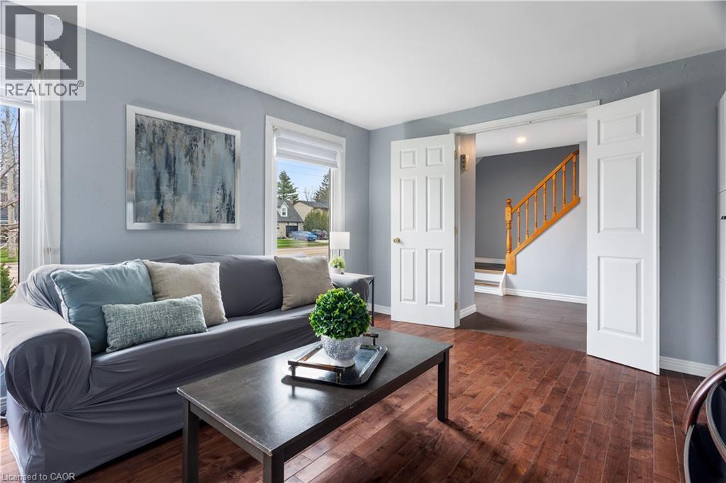 769 SCOTTSDALE Drive, Guelph, Ontario, N1G3N7 — Photo 3