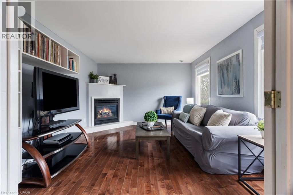 769 SCOTTSDALE Drive, Guelph, Ontario, N1G3N7 — Photo 4