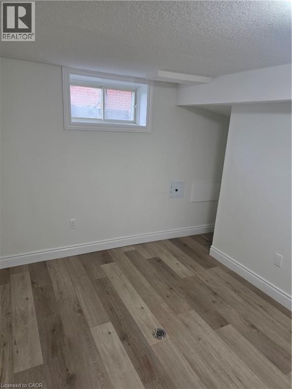 22 MONTROSE Avenue, Kitchener, Ontario, N2M1Y2 — Photo 11