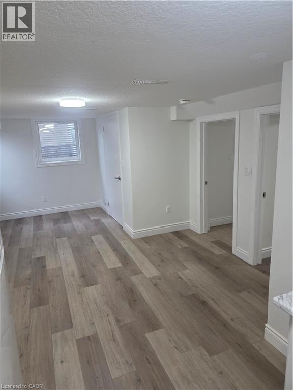 22 MONTROSE Avenue, Kitchener, Ontario, N2M1Y2 — Photo 9