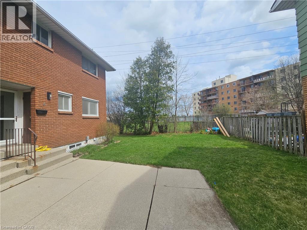 161 BERKINDALE Drive Unit# 6, Hamilton, Ontario, L8E1M6 — Photo 2