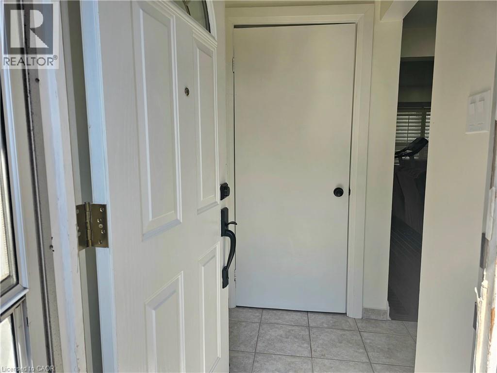 161 BERKINDALE Drive Unit# 6, Hamilton, Ontario, L8E1M6 — Photo 5