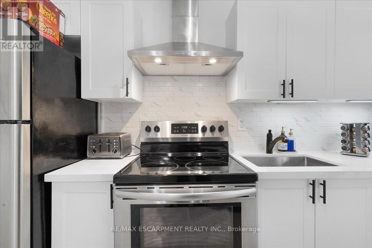 133 FREDERICK AVENUE, Hamilton (Crown Point), Ontario, L8H4L1 — Photo 10