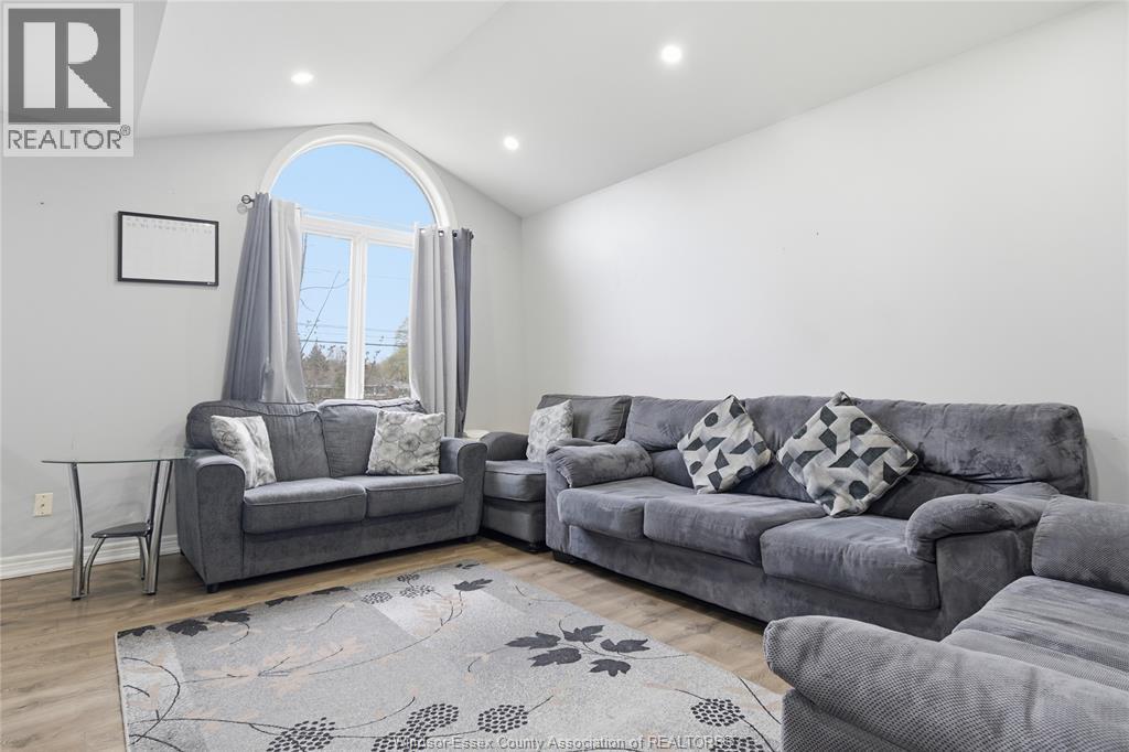 724 CABANA ROAD East, Windsor, Ontario, N9G1A4 — Photo 6