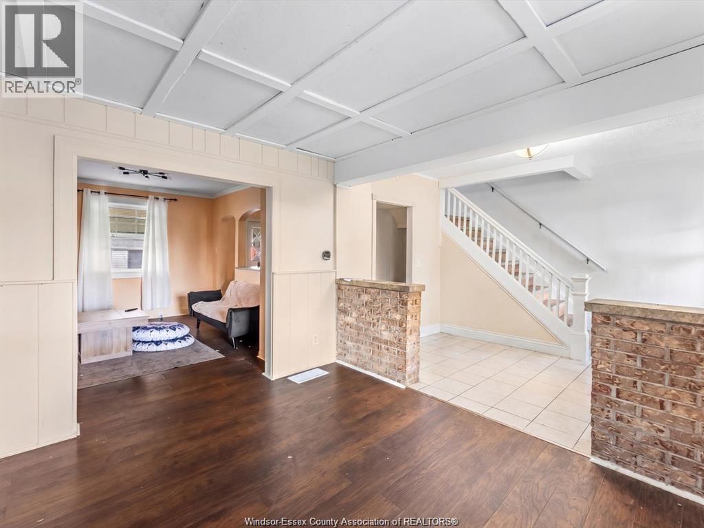 836 ELLIOTT, Windsor, Ontario, N9A3S7 — Photo 4