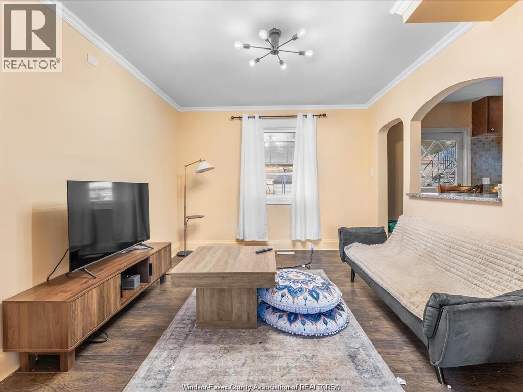 836 ELLIOTT, Windsor, Ontario, N9A3S7 — Photo 5