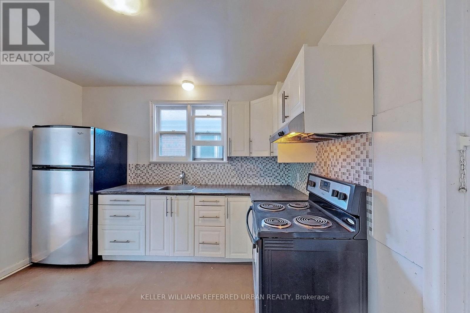 80 LANARK AVENUE, Toronto (Oakwood Village), Ontario, M6E2G4 — Photo 11