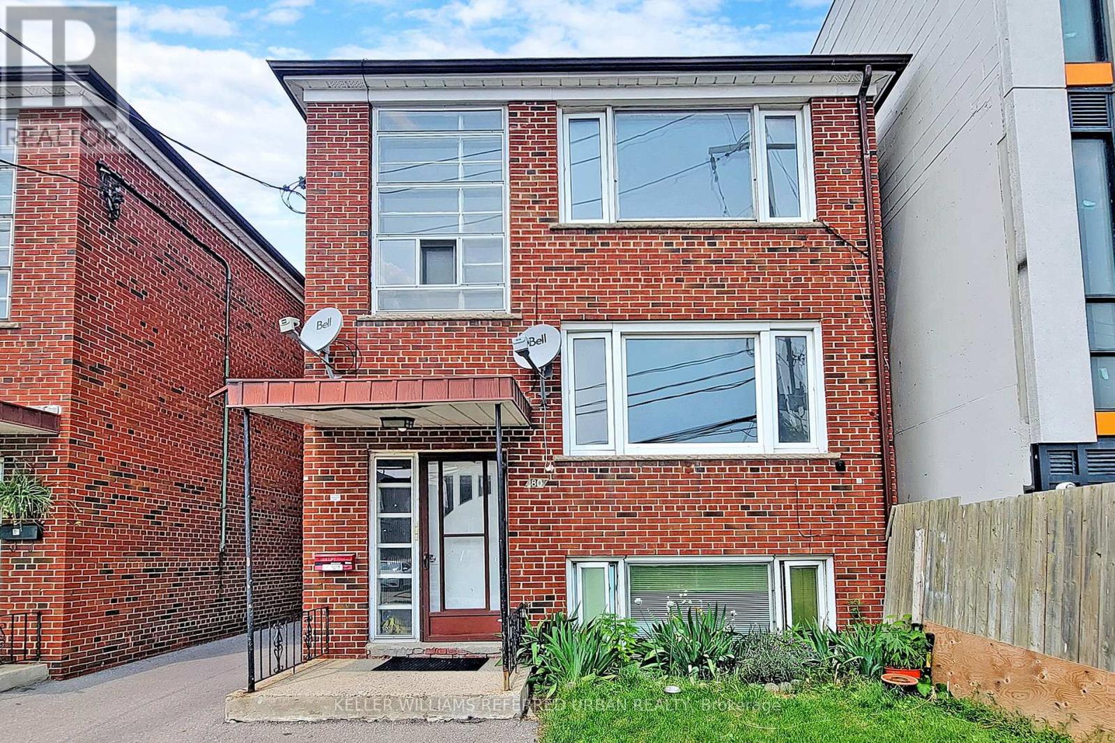 80 LANARK AVENUE, Toronto (Oakwood Village), Ontario, M6E2G4 — Photo 2