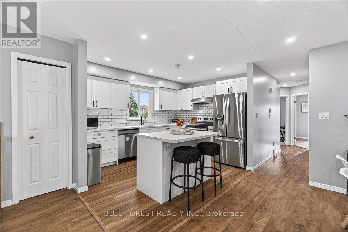 54 STOKES ROAD, St. Thomas, Ontario, N5R5W7 — Photo 5