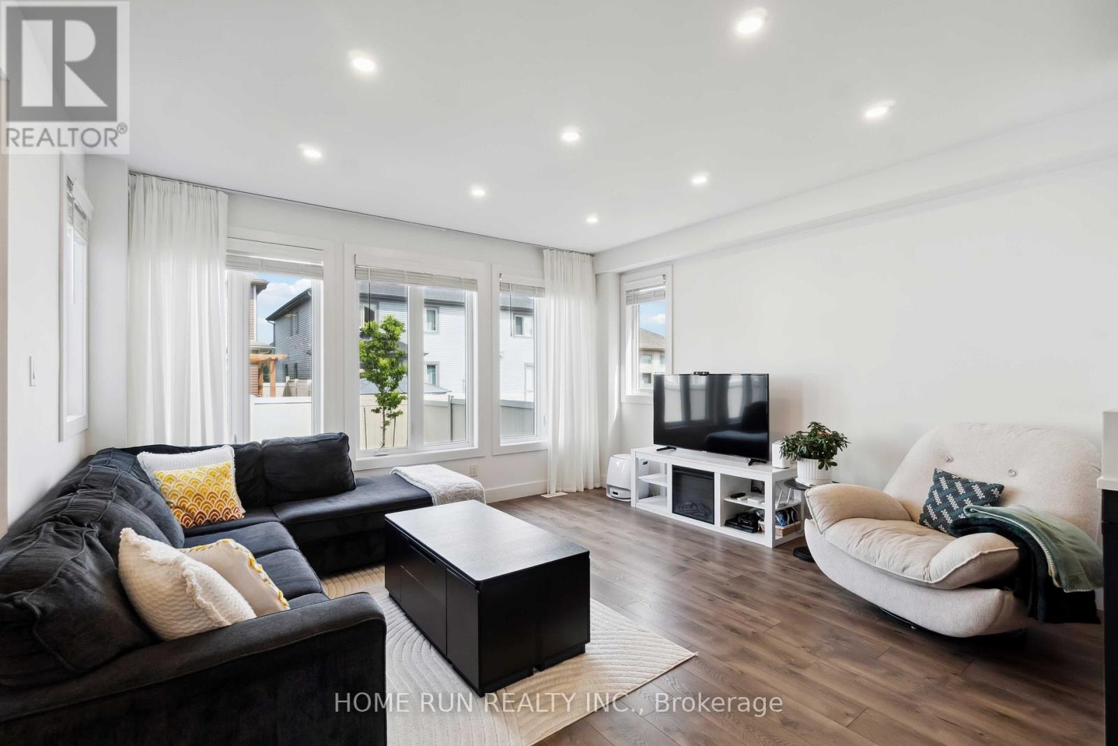 334 HALIBURTON HEIGHTS, Ottawa, Ontario, K2V0G1 — Photo 7