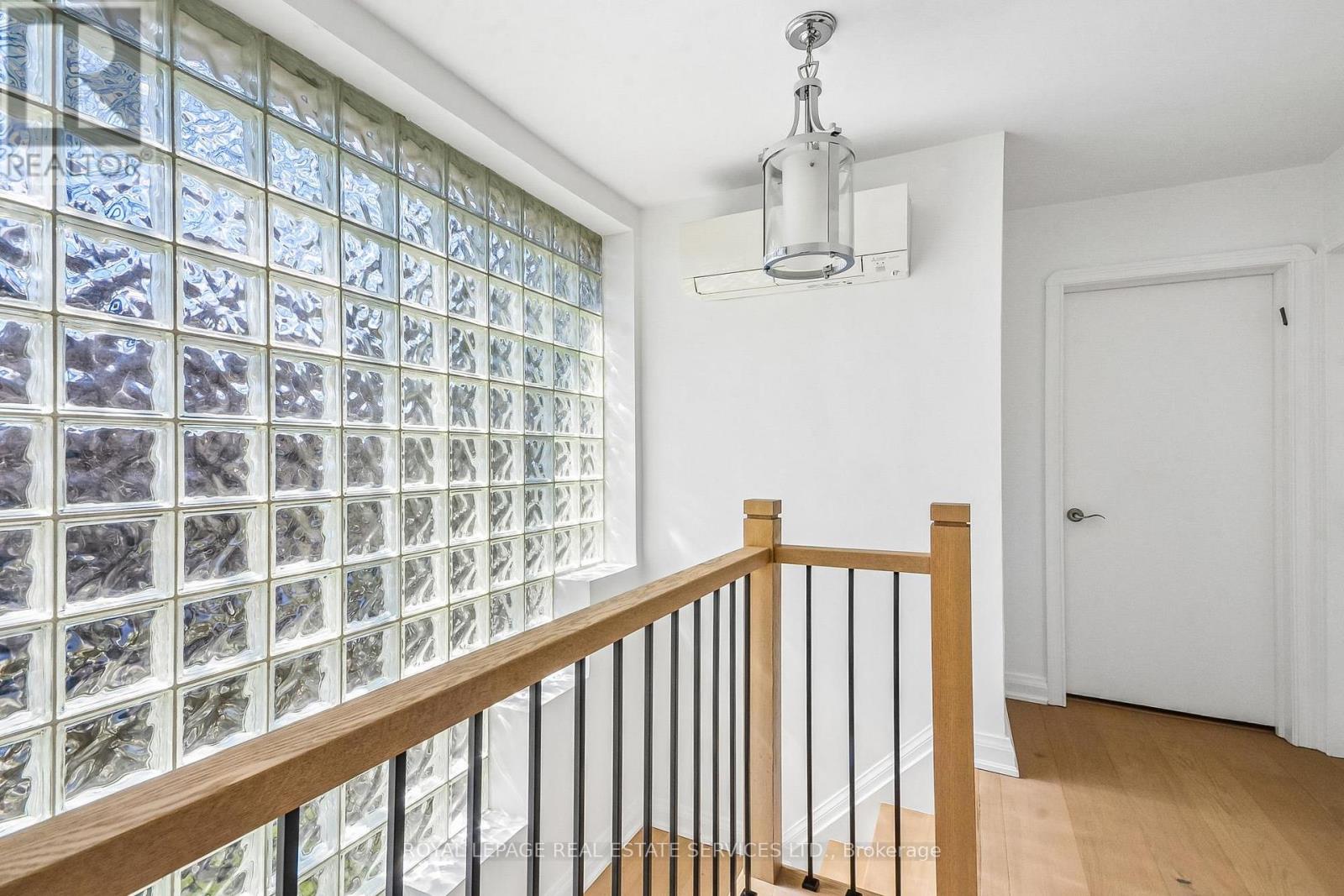 352 WINNETT AVENUE, Toronto (Oakwood Village), Ontario, M6C3M1 — Photo 12