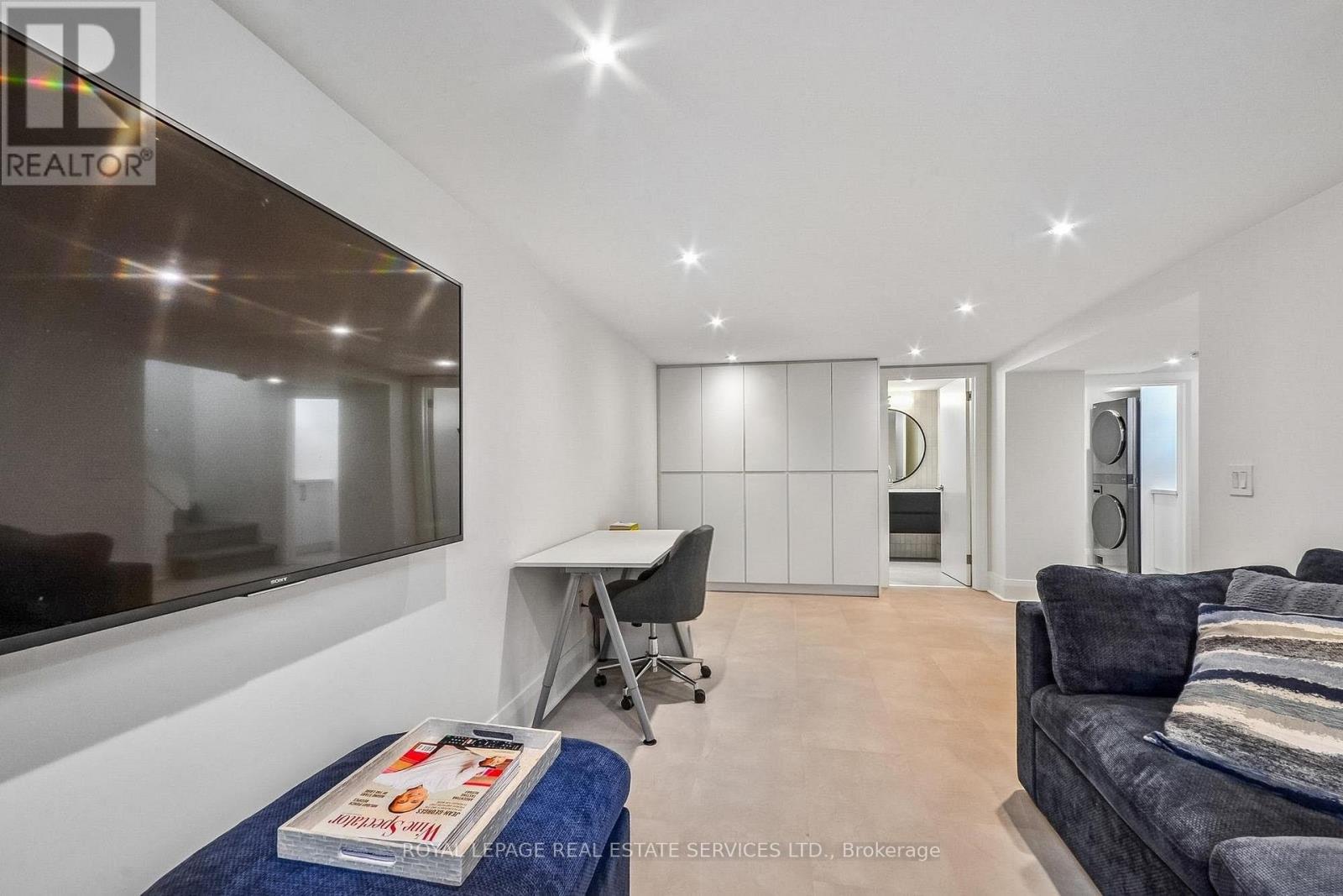 352 WINNETT AVENUE, Toronto (Oakwood Village), Ontario, M6C3M1 — Photo 26