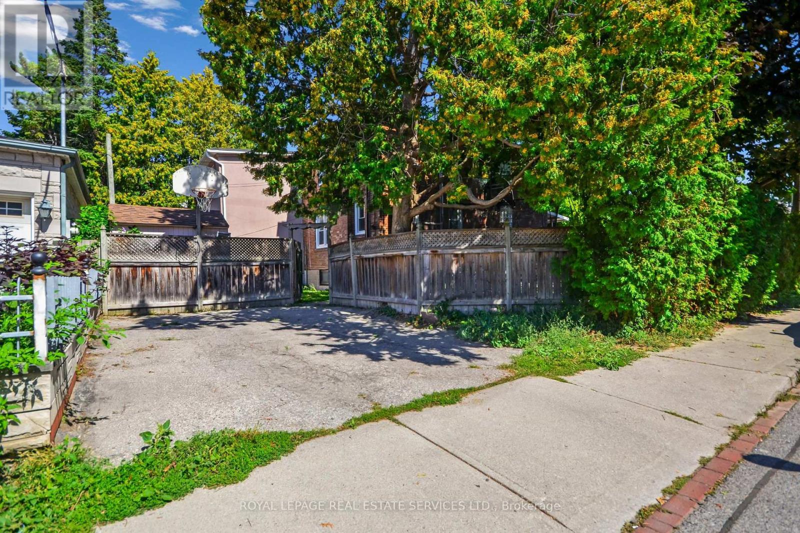 352 WINNETT AVENUE, Toronto (Oakwood Village), Ontario, M6C3M1 — Photo 35