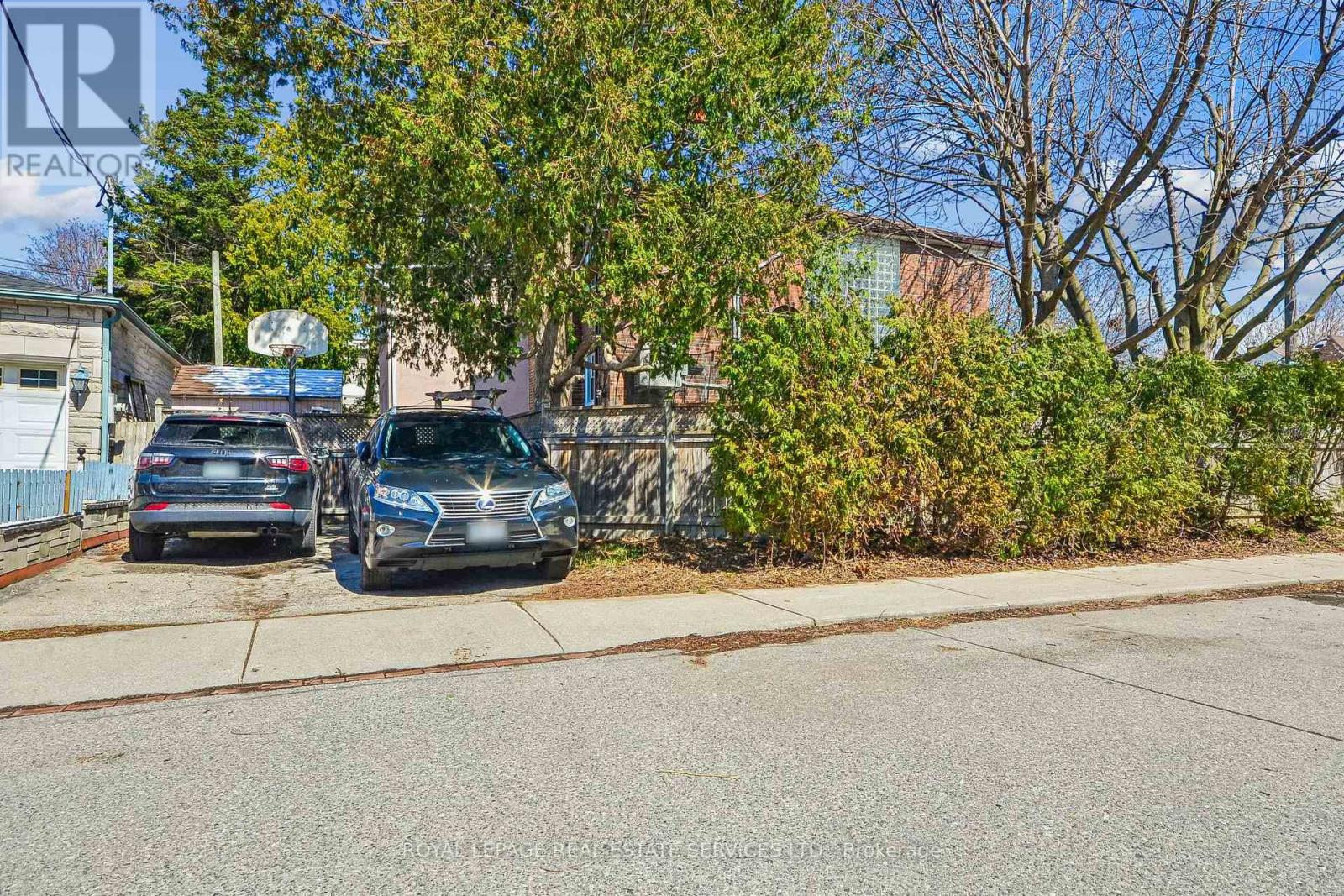 352 WINNETT AVENUE, Toronto (Oakwood Village), Ontario, M6C3M1 — Photo 36