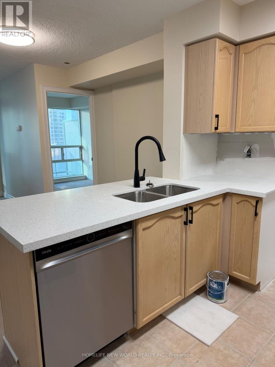 403 - 5500 YONGE STREET, Toronto (Willowdale West), Ontario, M2N7L1 — Photo 5