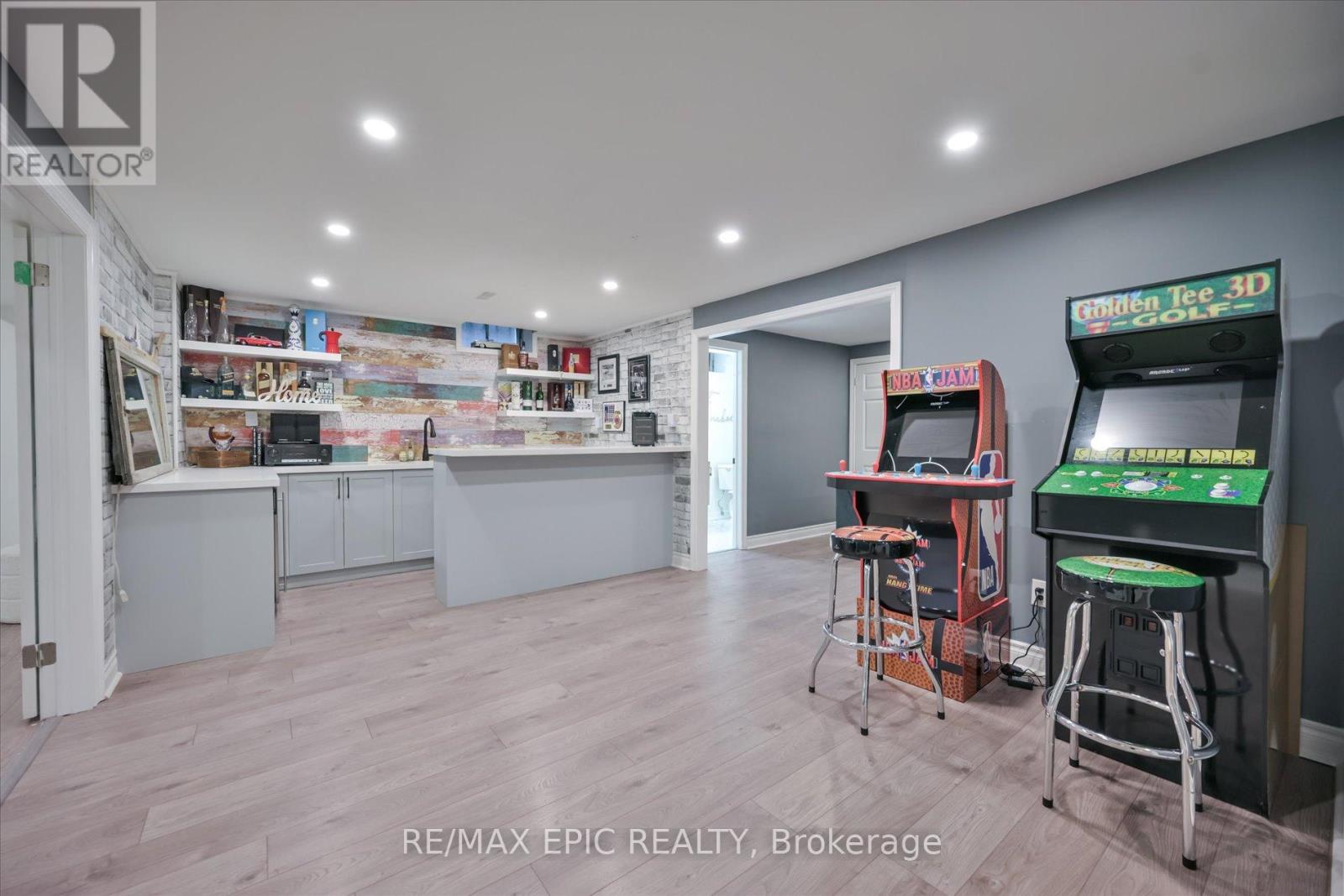 33 EMMETT PLACE, Whitby (Pringle Creek), Ontario, L1R2B4 — Photo 29