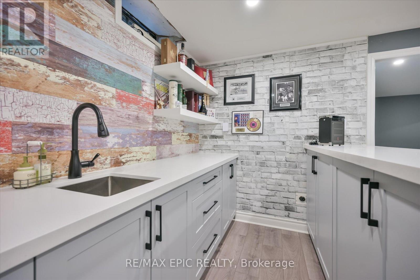 33 EMMETT PLACE, Whitby (Pringle Creek), Ontario, L1R2B4 — Photo 30