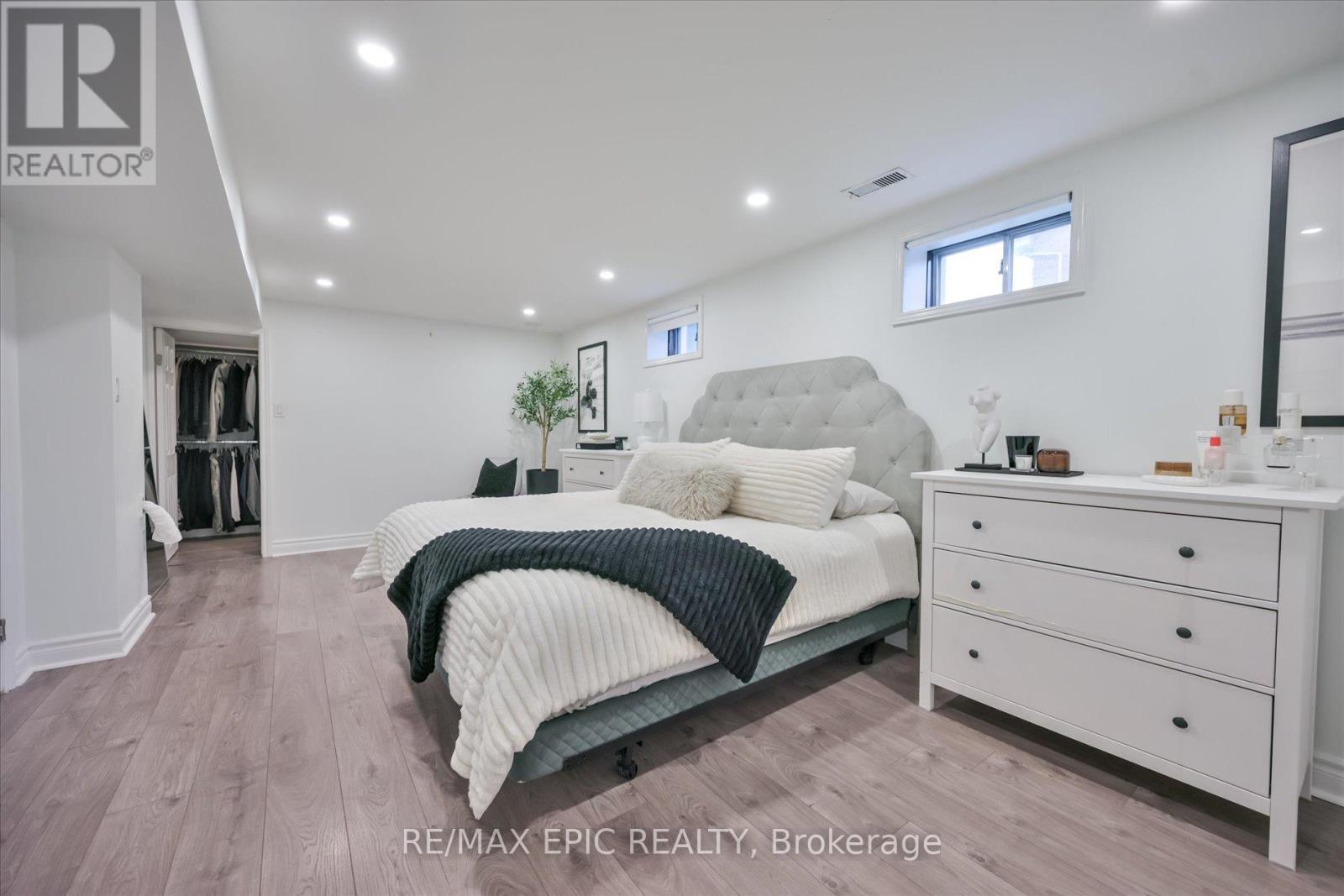 33 EMMETT PLACE, Whitby (Pringle Creek), Ontario, L1R2B4 — Photo 33