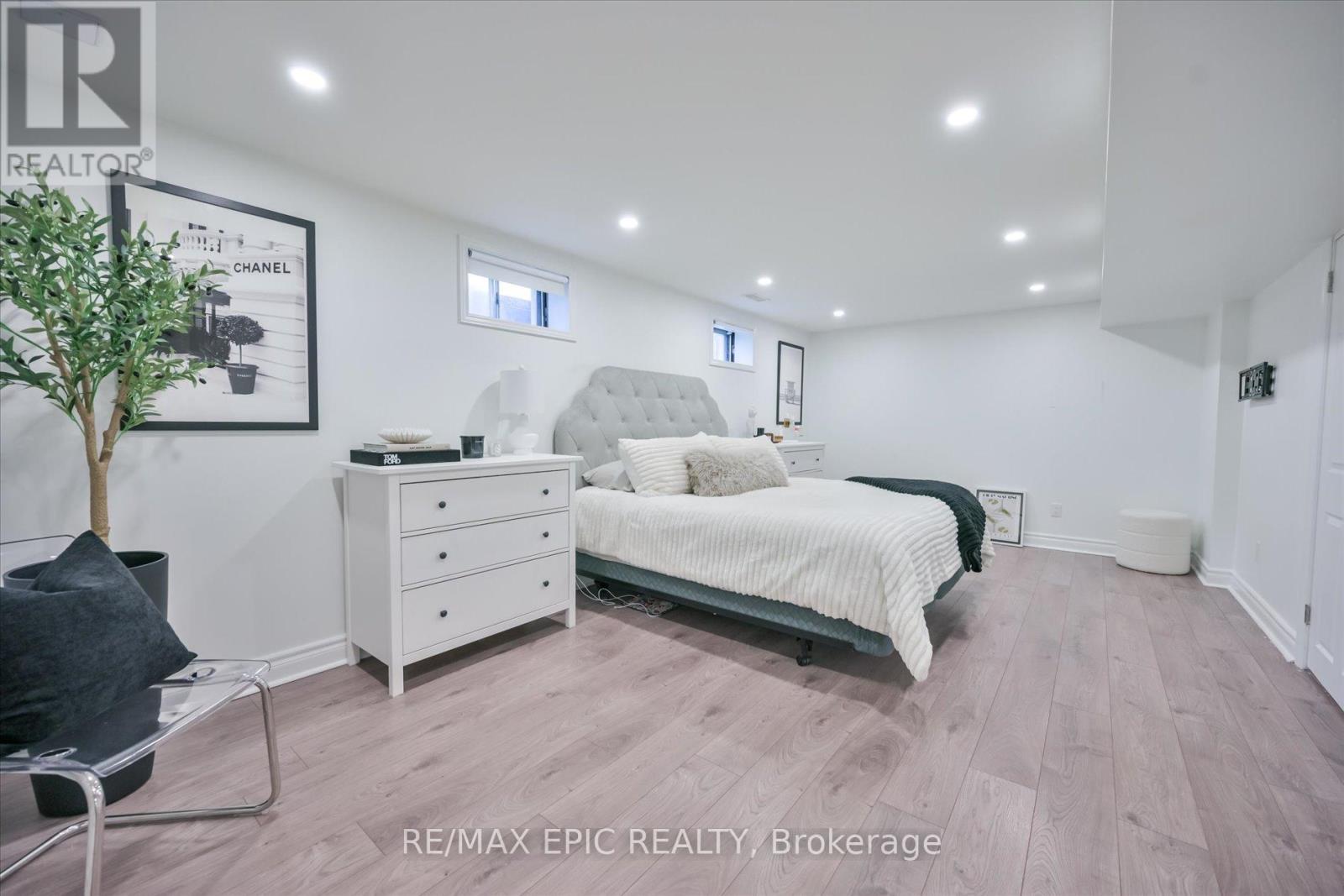 33 EMMETT PLACE, Whitby (Pringle Creek), Ontario, L1R2B4 — Photo 34