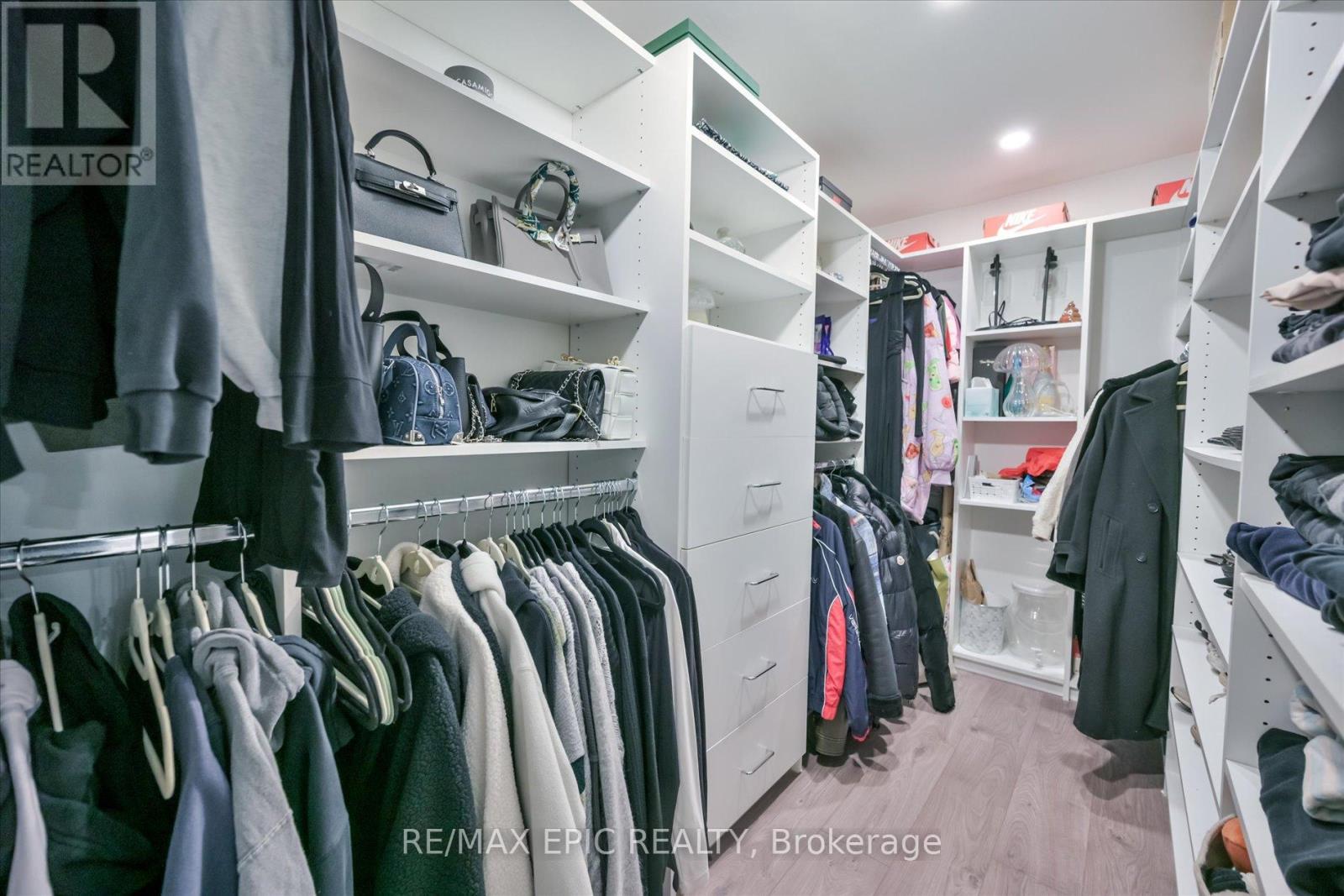 33 EMMETT PLACE, Whitby (Pringle Creek), Ontario, L1R2B4 — Photo 35