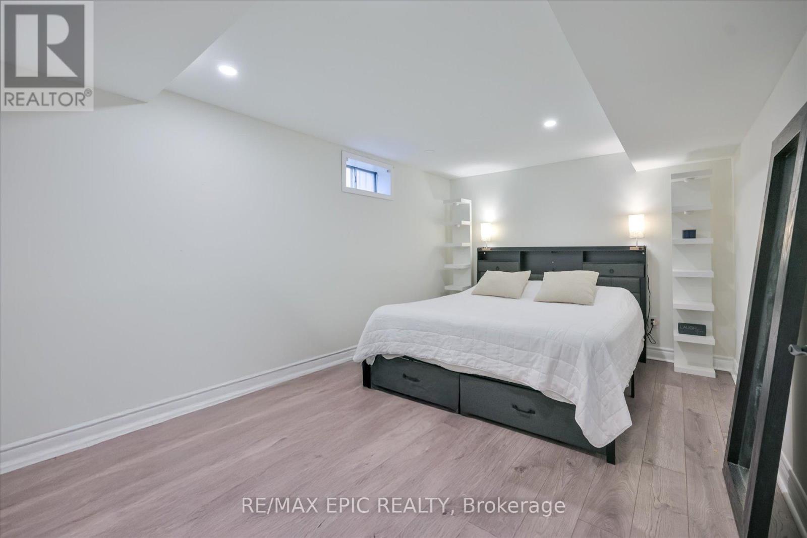 33 EMMETT PLACE, Whitby (Pringle Creek), Ontario, L1R2B4 — Photo 36