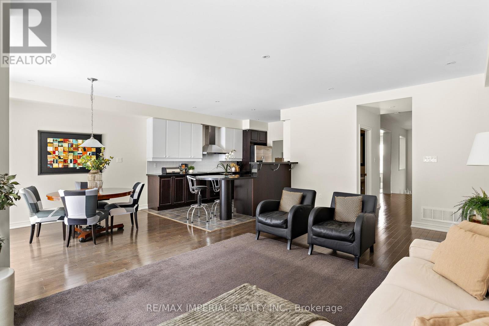 16 CARRIAGE HOUSE COURT, Richmond Hill (Jefferson), Ontario, L4E4V3 — Photo 11