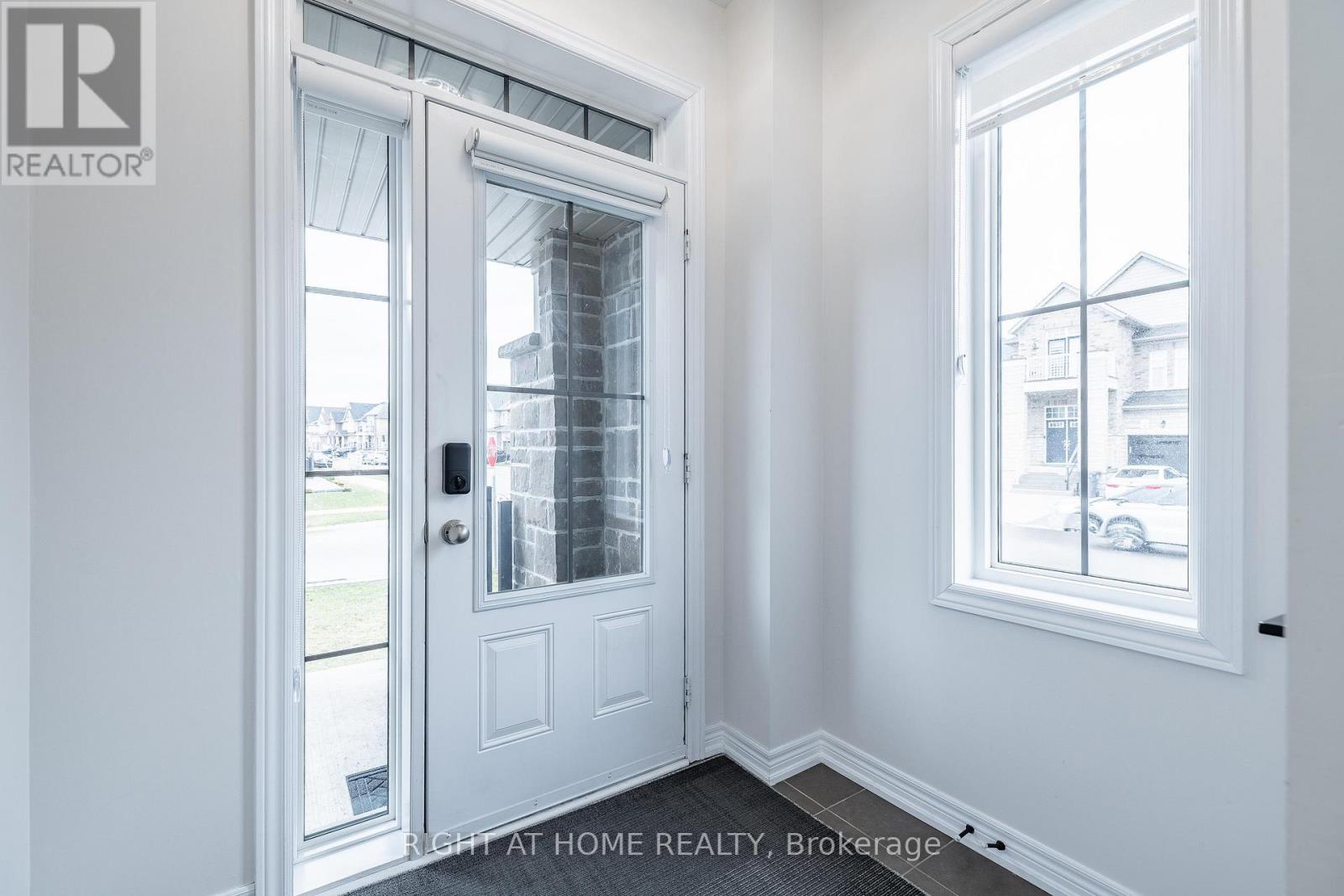 133 BENADIR AVENUE, Caledon, Ontario, L7C4E7 — Photo 4