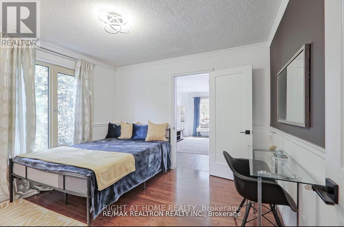 236 MCCAFFREY ROAD, Newmarket (Summerhill Estates), Ontario, L3X1J3 — Photo 16