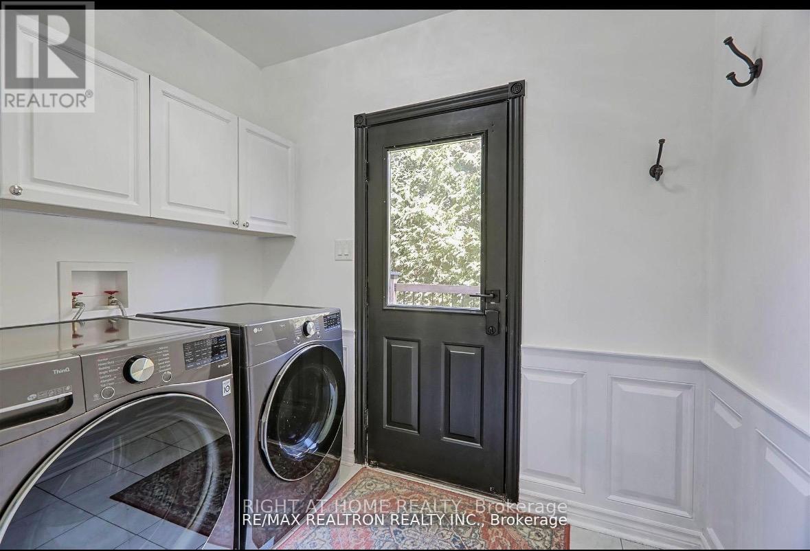 236 MCCAFFREY ROAD, Newmarket (Summerhill Estates), Ontario, L3X1J3 — Photo 17