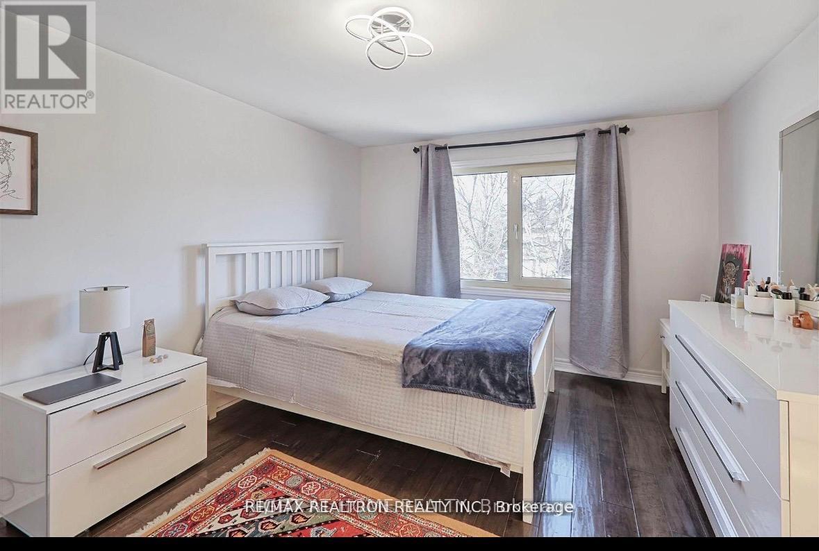 236 MCCAFFREY ROAD, Newmarket (Summerhill Estates), Ontario, L3X1J3 — Photo 25